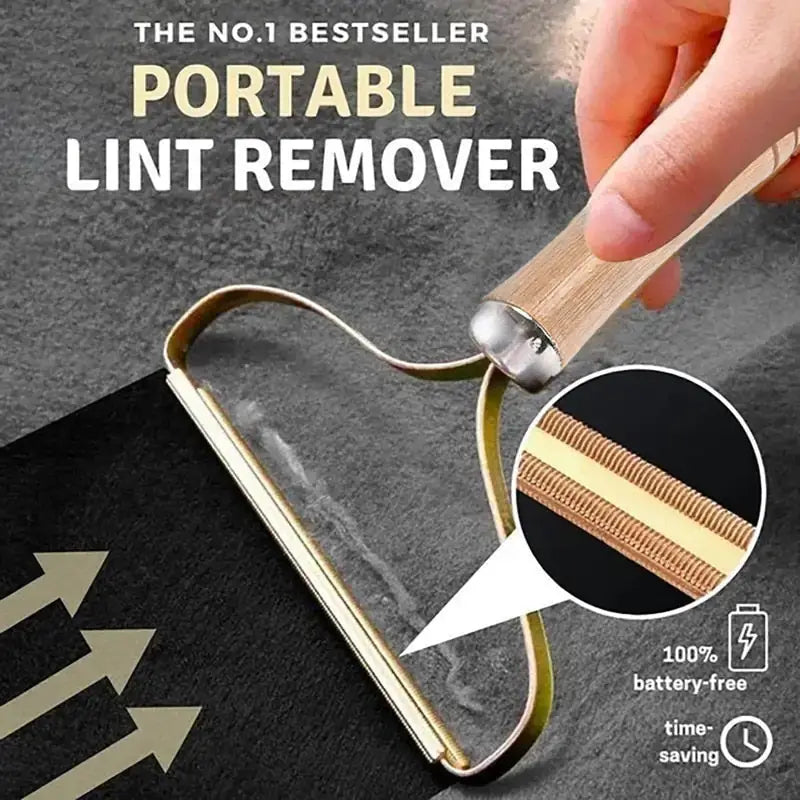 TAILTRAIL portable lint remover with ergonomic handle for efficient cleaning and hair removal.