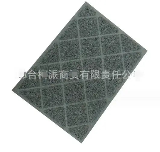 TAILTRAILTAILTRAIL non-slip cat litter mat designed to trap litter and enhance comfort for cats.