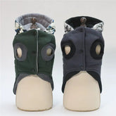 TAILTRAIL premium dog coat in green and gray, featuring stylish designs and warm materials for winter.