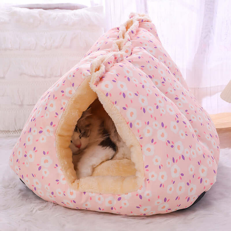 TAILTRAIL Pet Winter Thermal Sofa Bed Cozy Nest for Cats Dogs