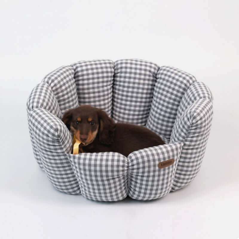 TAILTRAIL Plaid Pet Bed All-Season Cozy Sleeping Mat